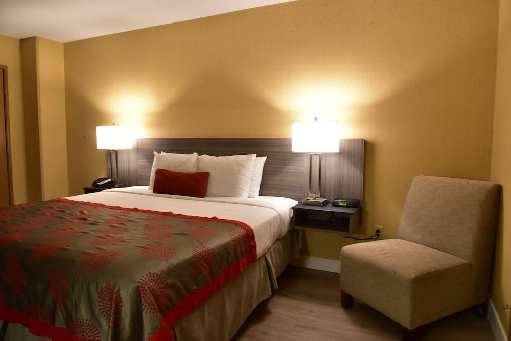 Ramada by Wyndham San Diego National City Bagian luar foto