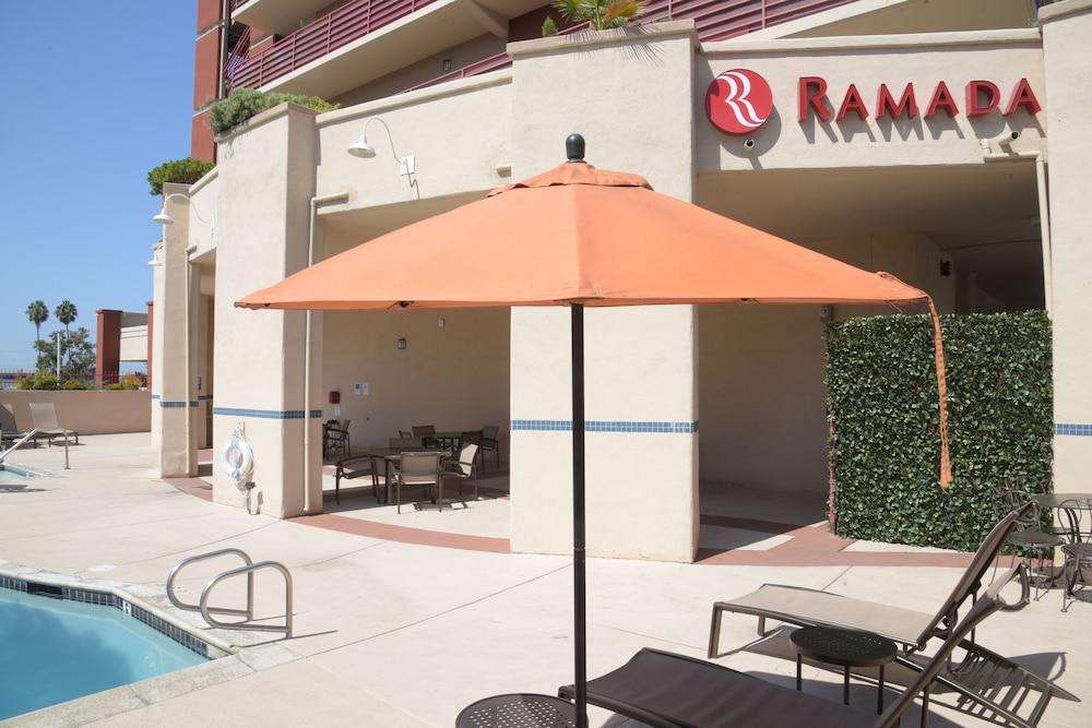 Ramada by Wyndham San Diego National City Bagian luar foto