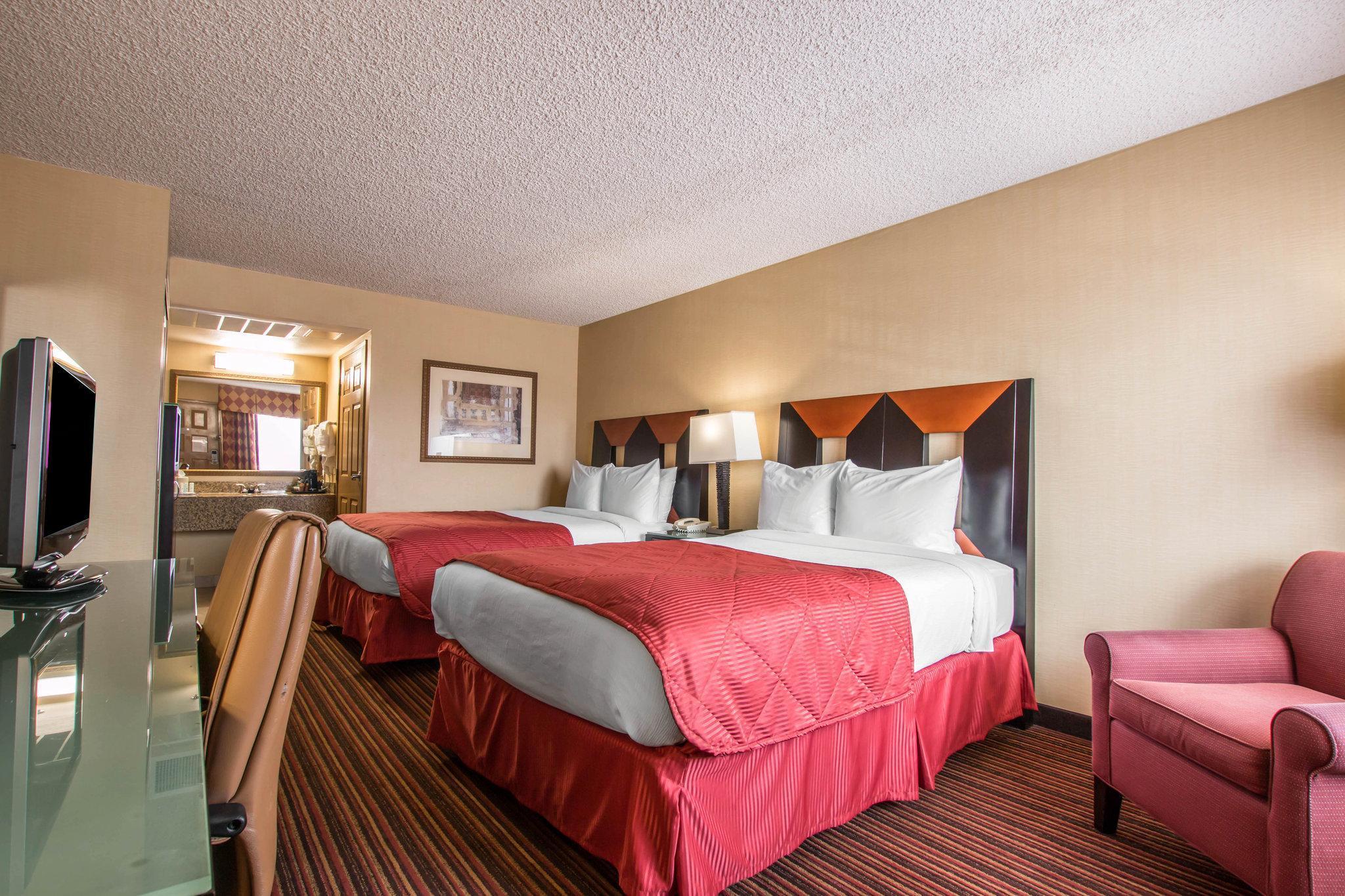 Ramada by Wyndham San Diego National City Bagian luar foto