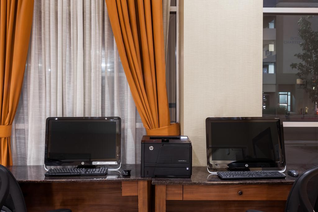 Ramada by Wyndham San Diego National City Bagian luar foto