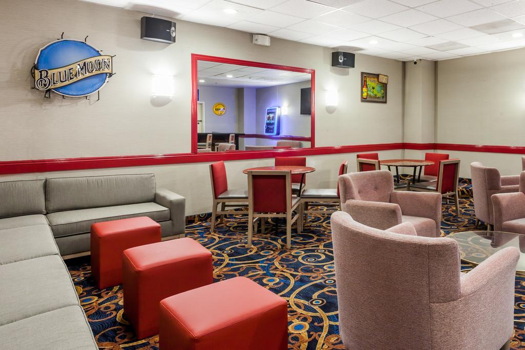 Ramada by Wyndham San Diego National City Bagian luar foto