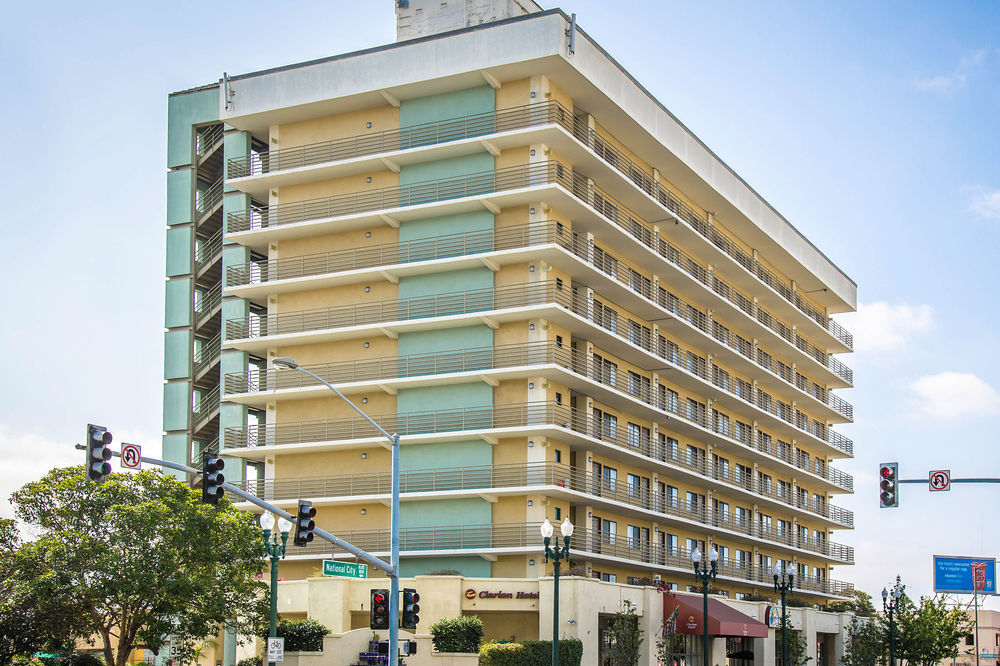 Ramada by Wyndham San Diego National City Bagian luar foto